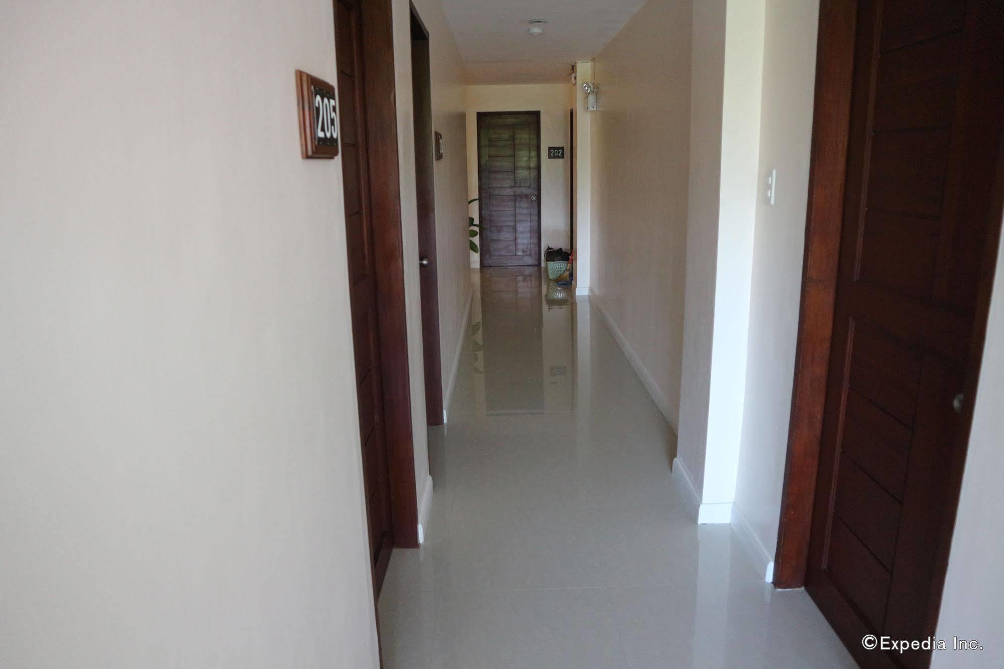 La Trinidad Pension House Kalibo Exterior foto